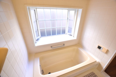 ���� �����i�q�����玩�R���������Ղ����A���邭�J���I�ȗ����ł��B