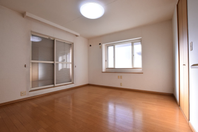 �m�� 8.1��̗m���ɂ͏o��������A���邭�J���I�ȋ�Ԃł��B