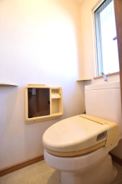 �g�C�� �Q���t���A�Ƀg�C�������邽�߁A��Ԃ̈ړ����X���[�Y�ň��S�ł��B