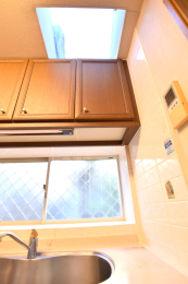 �L�b�`�� �V��������A���R�����S�n�悭�������ޖ��邢��ԁB���ꂽ���͋C���܂Ōy�₩�ɂȂ肻���ł��B