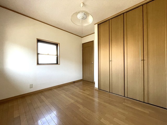 �m�� �k2F���@5���m��