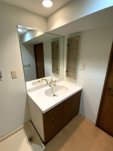 ���ʑ�E���ʏ� -